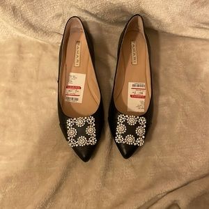 Tahari Flats